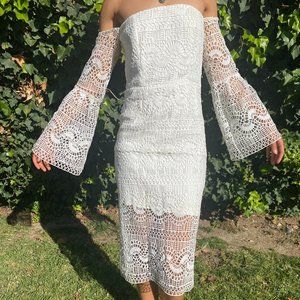 white lace dresss